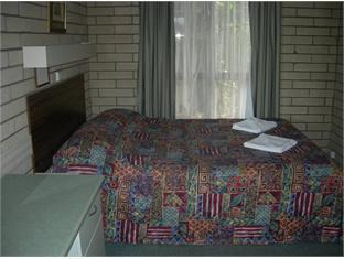 Motel 7th Street 3*